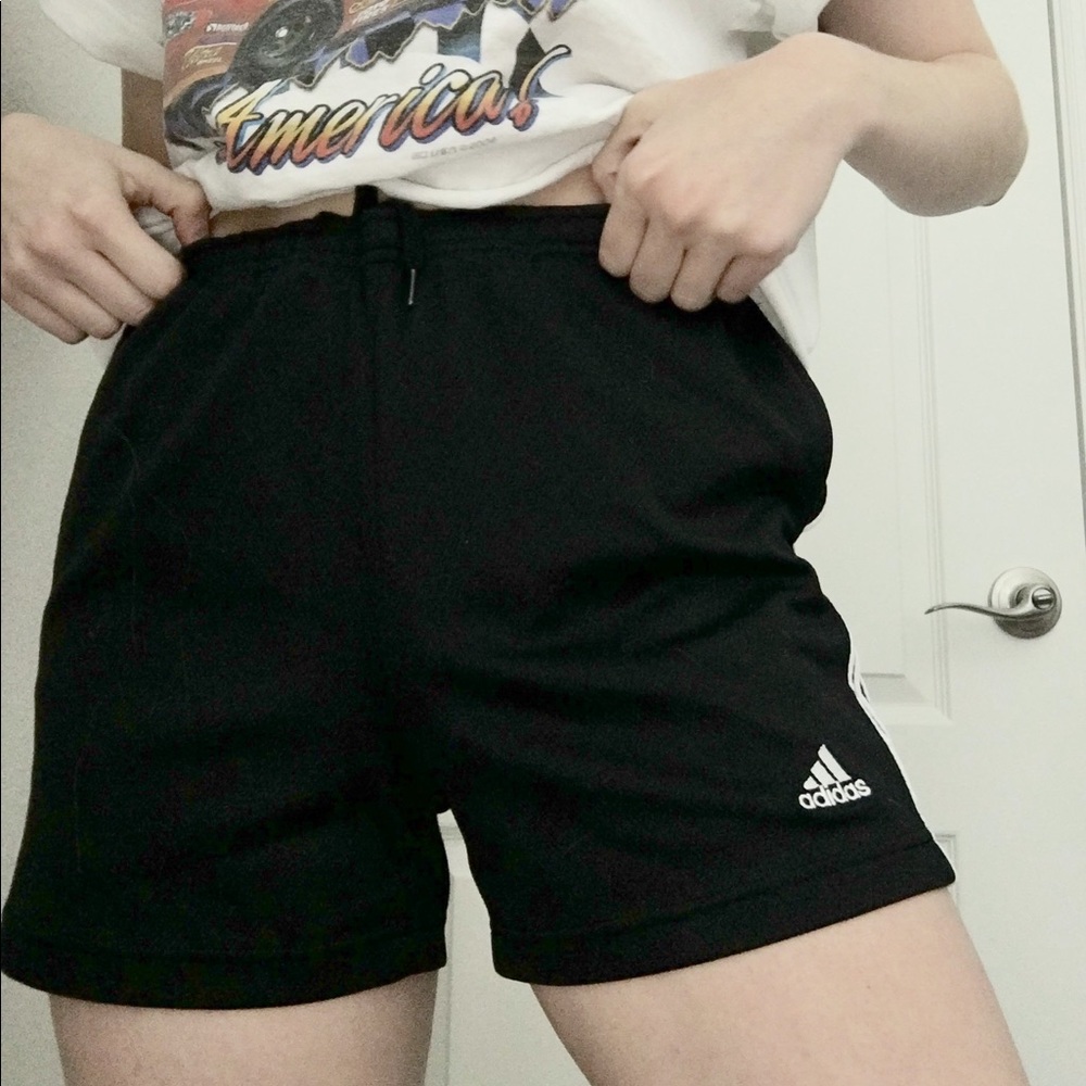 🦅ADIDAS ATHLETIC SHORTS🦅